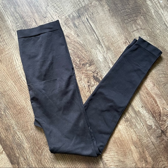 Spanx Look At Me Now High-Waisted Seamless Leggings - Picture 2 of 4